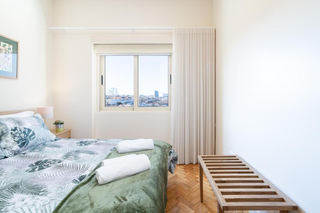 Host Wise - Lovely Bright Flat - Instaworthy City View 빌라노바데가이아 외부 사진